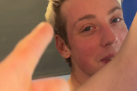 Hung Young Brit Rabatt s0